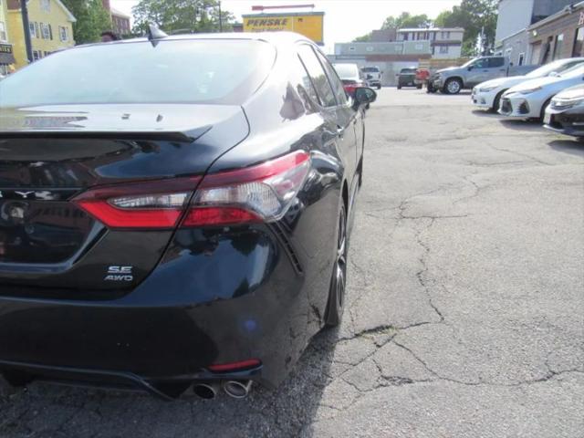 2021 Toyota Camry SE AWD