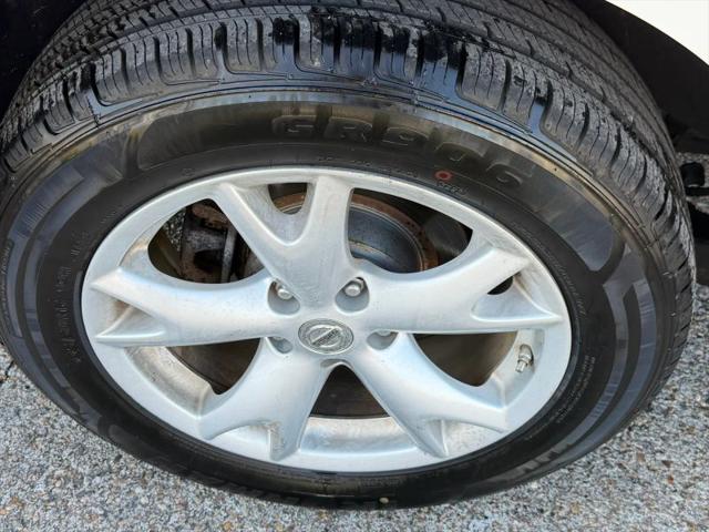 2011 Nissan Rogue SV
