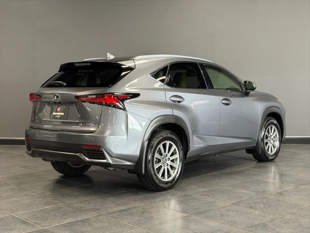 2021 Lexus NX 300h 300h