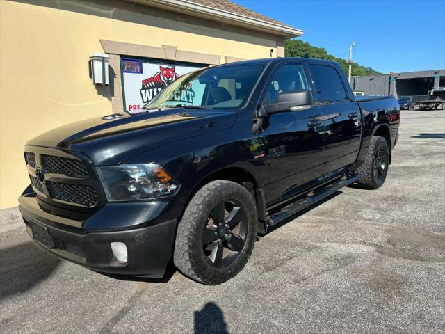 2018 Ram 1500 Big Horn Crew Cab 4x4 5'7" Box for sale in Nitro, WV