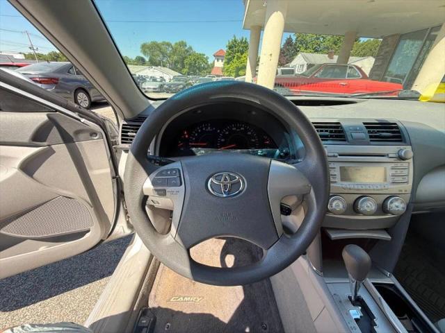 2010 Toyota Camry LE