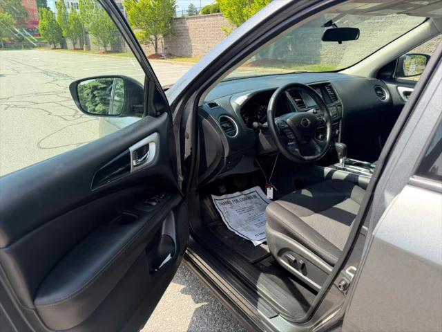 2020 Nissan Pathfinder SV 4WD