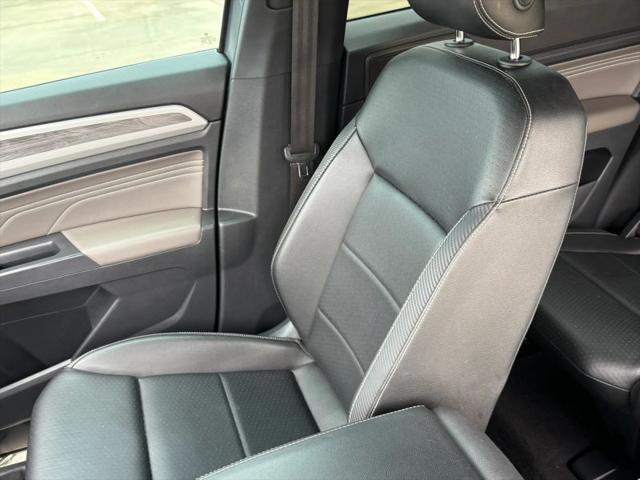 2021 Volkswagen Atlas Cross Sport 2.0T SE w/Technology
