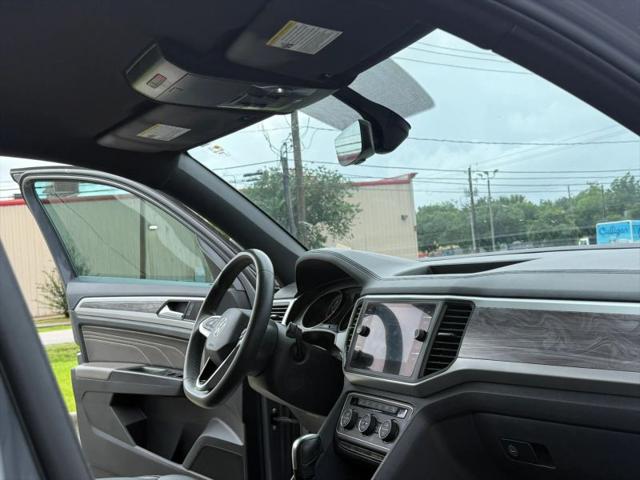 2021 Volkswagen Atlas Cross Sport 2.0T SE w/Technology