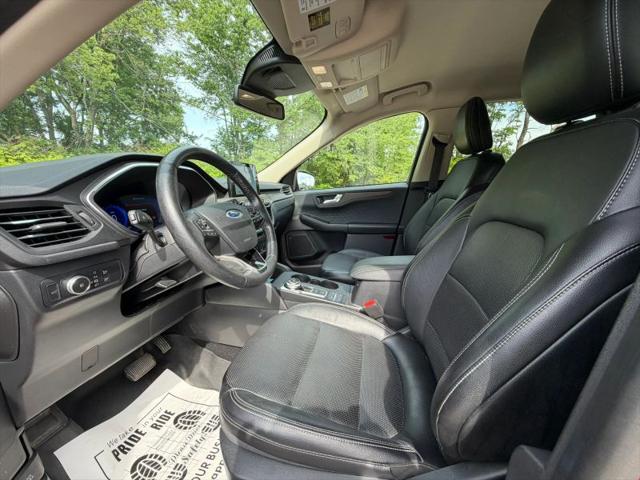 2020 Ford Escape Titanium