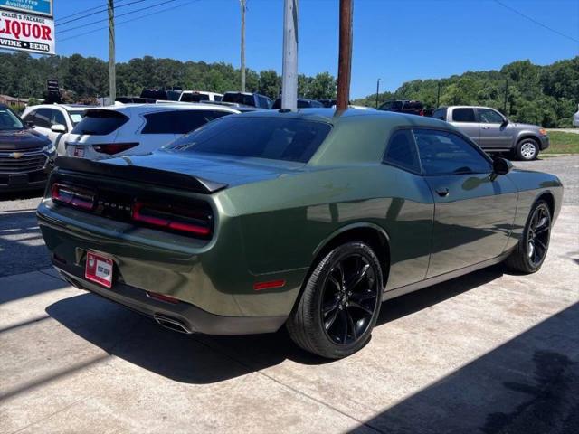 2018 Dodge Challenger SXT