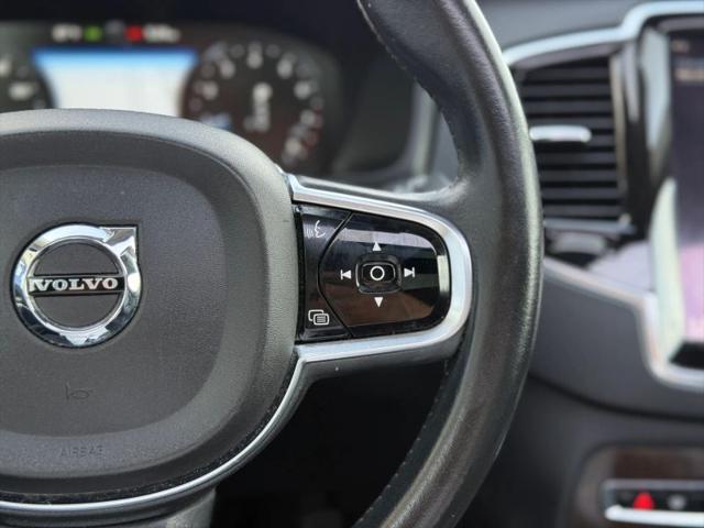 2016 Volvo XC90 T6 Momentum