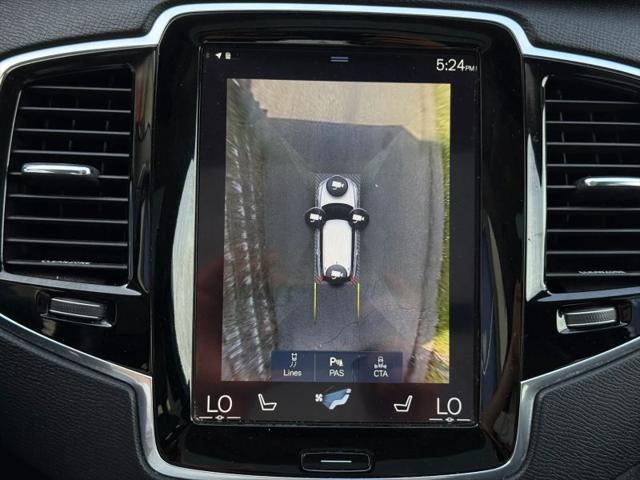 2016 Volvo XC90 T6 Momentum