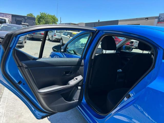 2024 Nissan Sentra SV Xtronic CVT