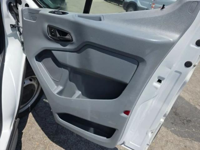 2018 Ford Transit Medium Roof w/Sliding Side Door w/LWB