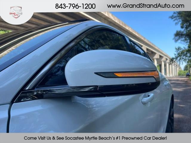 2023 Genesis G70 2.0T RWD