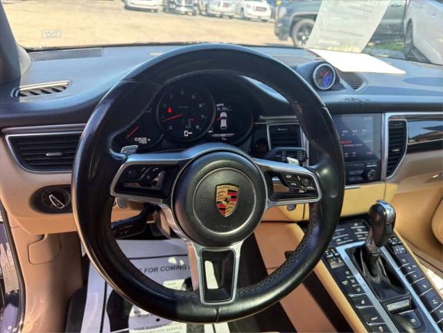 2017 Porsche Macan Base