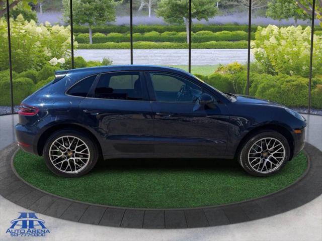 2017 Porsche Macan Base