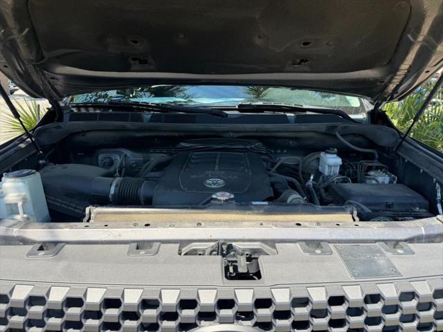 2019 Toyota Tundra SR5 5.7L V8