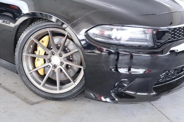 2016 Dodge Charger SRT 392