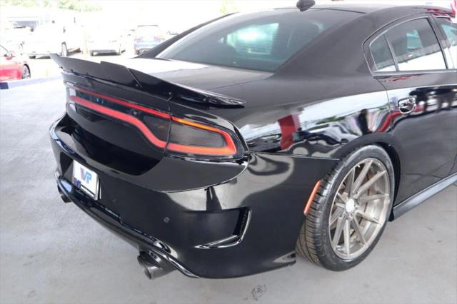 2016 Dodge Charger SRT 392