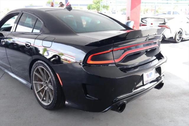 2016 Dodge Charger SRT 392