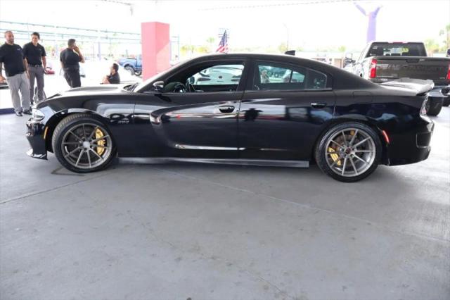 2016 Dodge Charger SRT 392