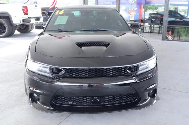 2016 Dodge Charger SRT 392