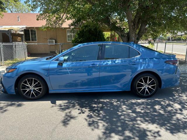 2024 Toyota Camry SE
