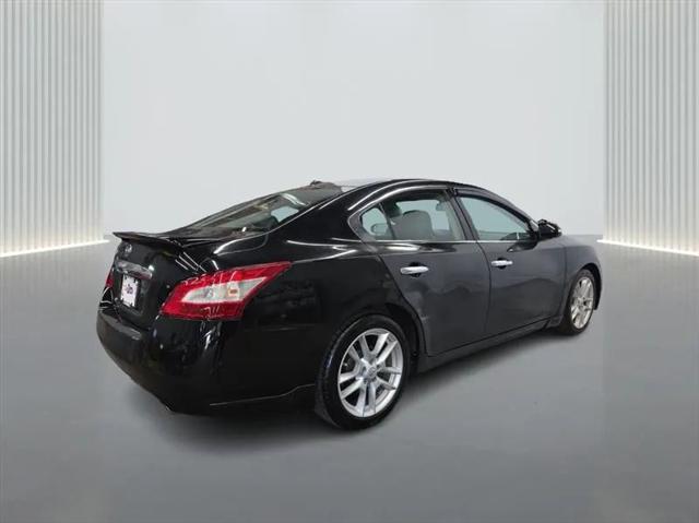 2011 Nissan Maxima SV