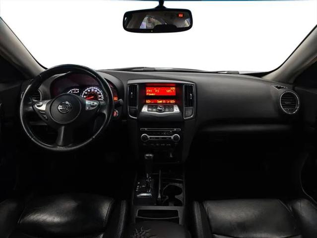 2011 Nissan Maxima SV