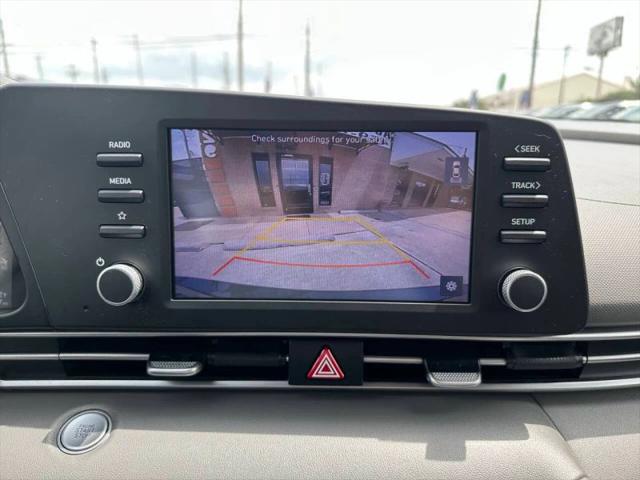 2022 Hyundai Elantra SEL
