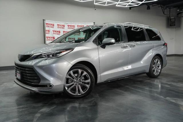 2022 Toyota Sienna Platinum