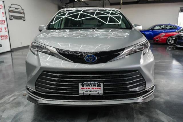 2022 Toyota Sienna Platinum
