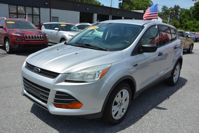 2016 Ford Escape S