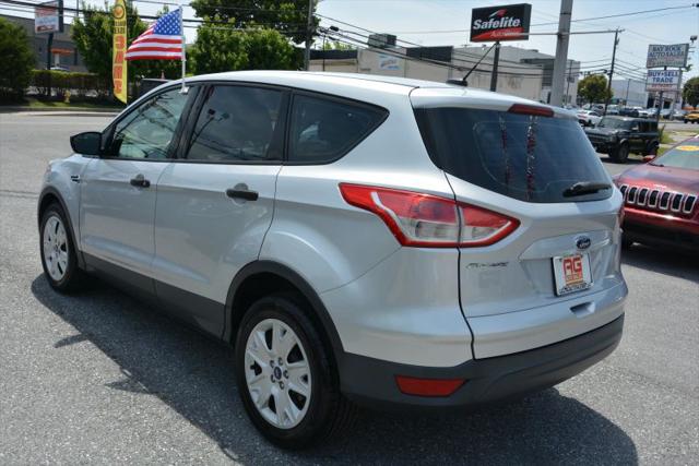 2016 Ford Escape S