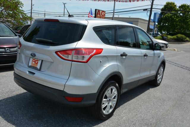 2016 Ford Escape S