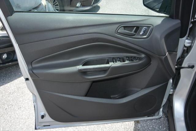 2016 Ford Escape S