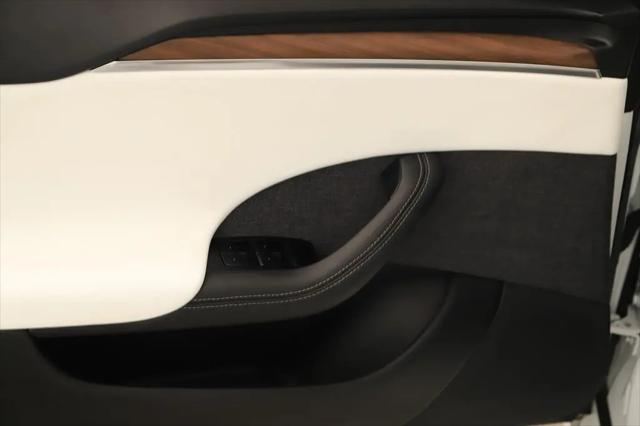 2022 Tesla Model S Dual Motor All-Wheel Drive