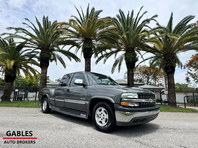 2000 Chevrolet Silverado 1500 LS