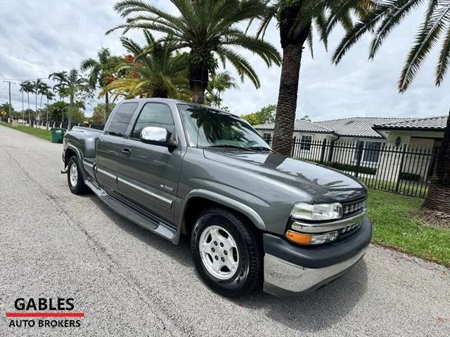 2000 Chevrolet Silverado 1500 LS