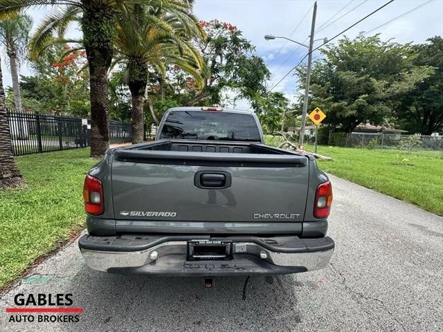 2000 Chevrolet Silverado 1500 LS