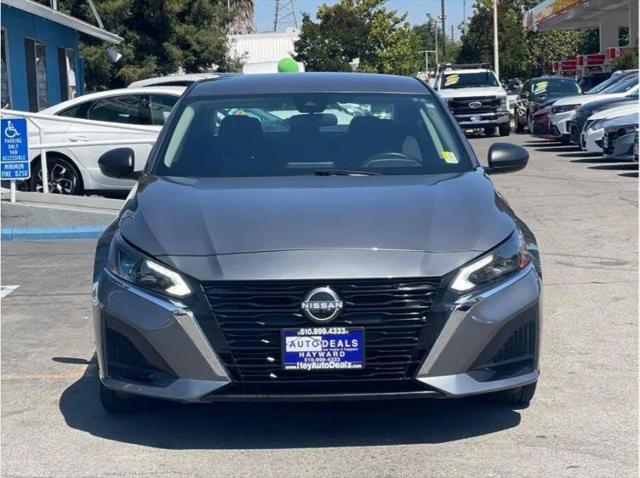 2025 Nissan Altima SV FWD