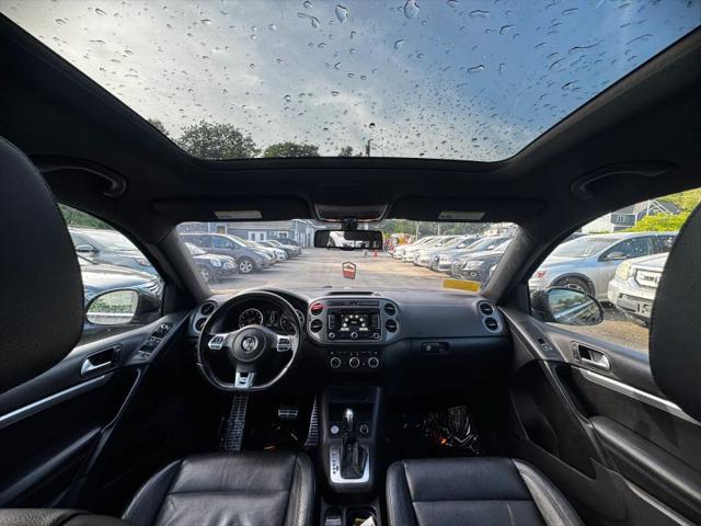 2014 Volkswagen Tiguan R-Line