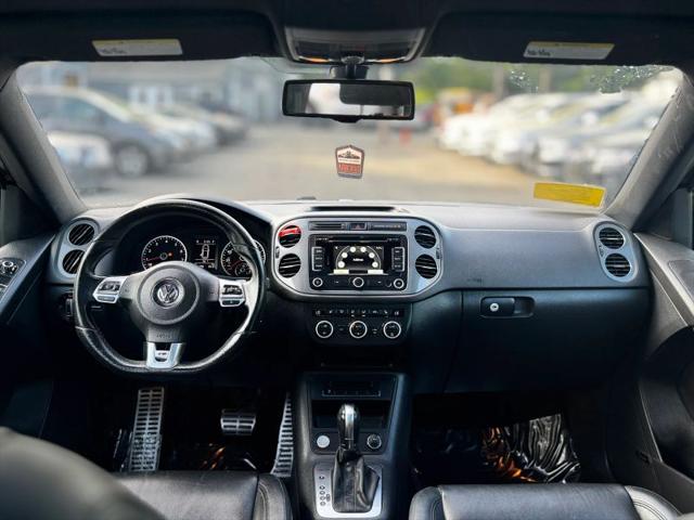 2014 Volkswagen Tiguan R-Line