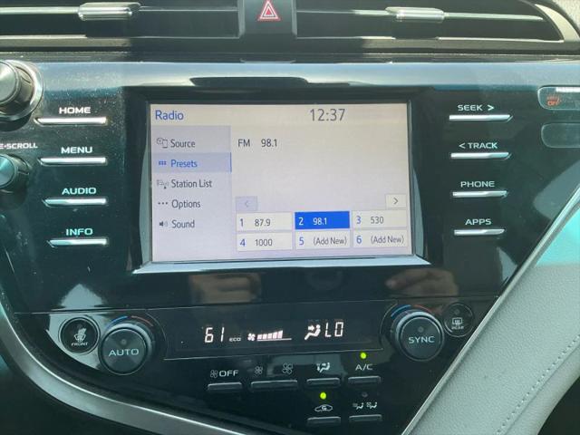 2018 Toyota Camry SE