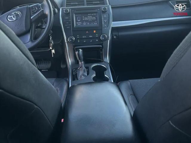 2017 Toyota Camry SE