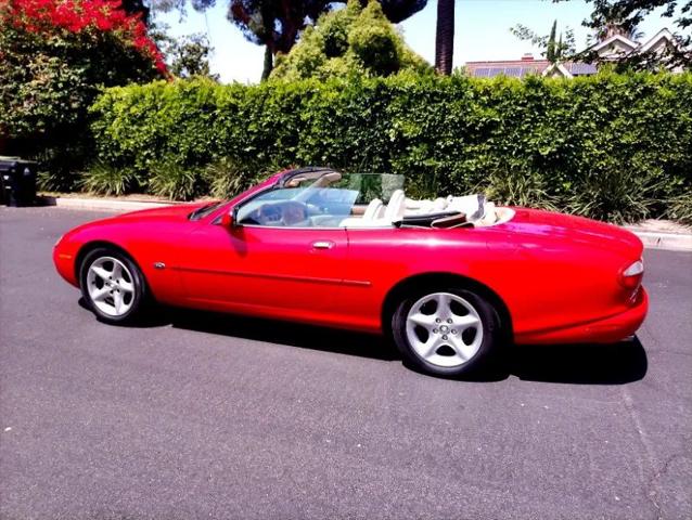 2000 Jaguar XK8 XK8