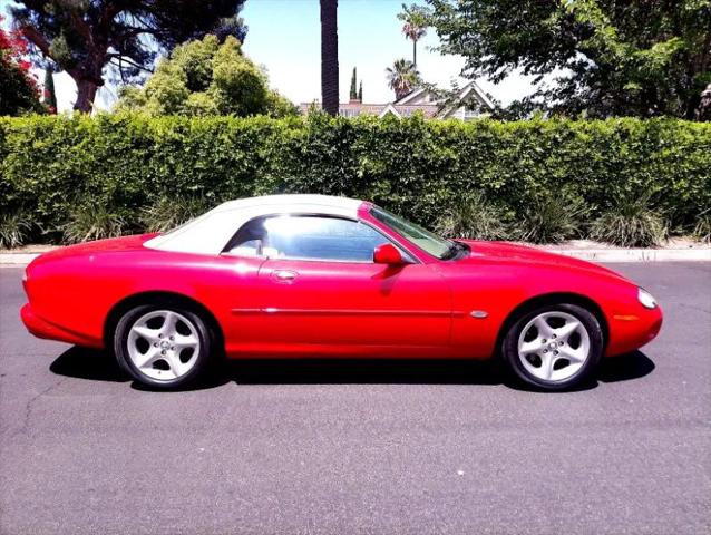 2000 Jaguar XK8 XK8