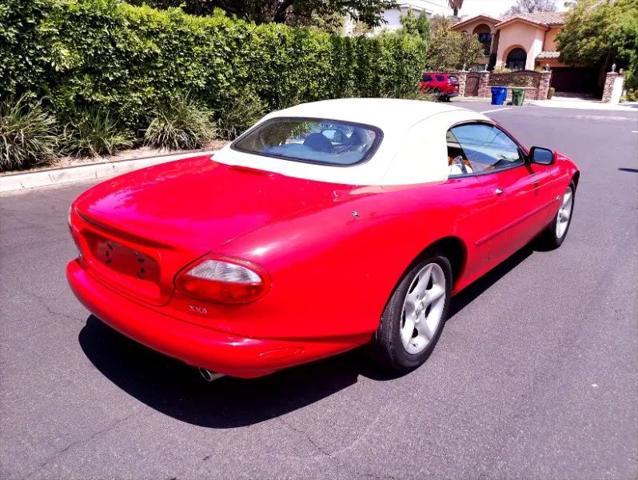 2000 Jaguar XK8 XK8