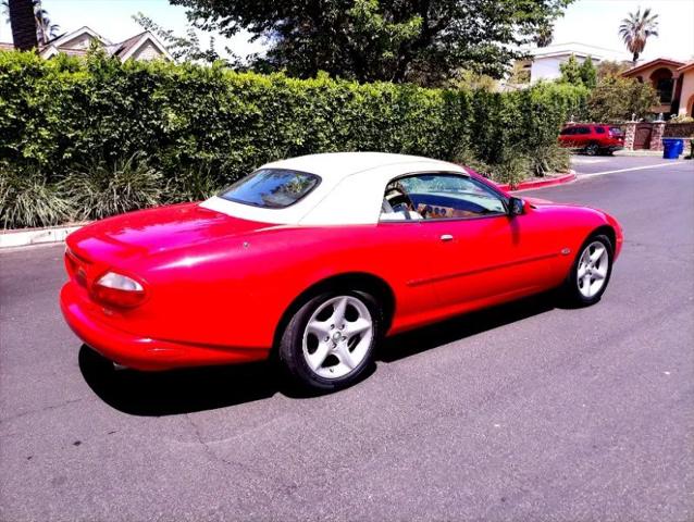 2000 Jaguar XK8 XK8