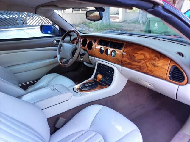 2000 Jaguar XK8 XK8