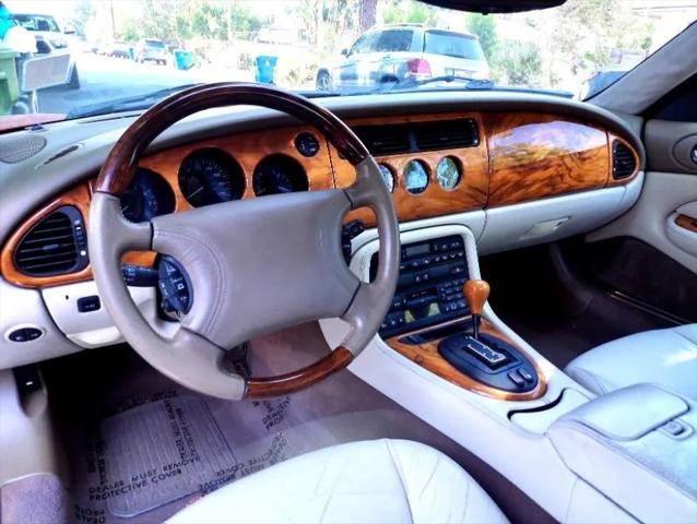 2000 Jaguar XK8 XK8