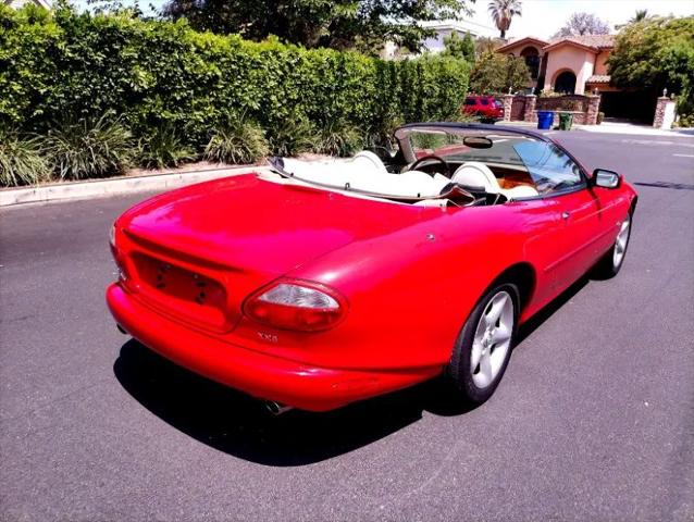 2000 Jaguar XK8 XK8