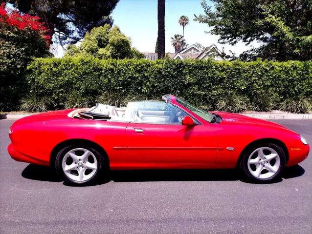 2000 Jaguar XK8 XK8